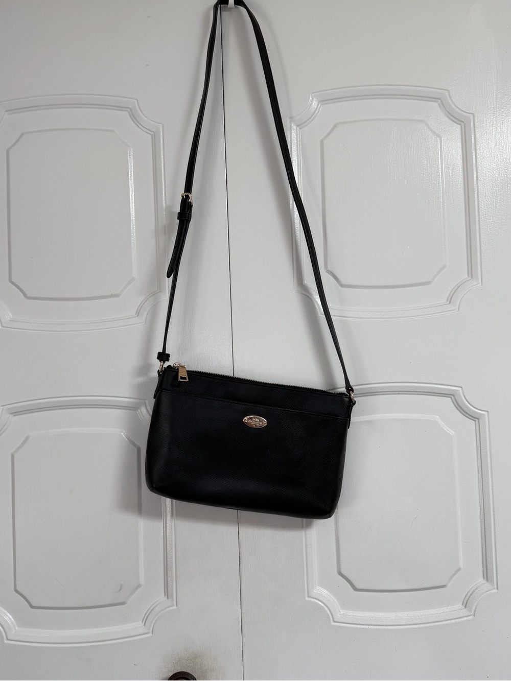 Coach Black Bag with Gold Plaque - Picture 2 of 5